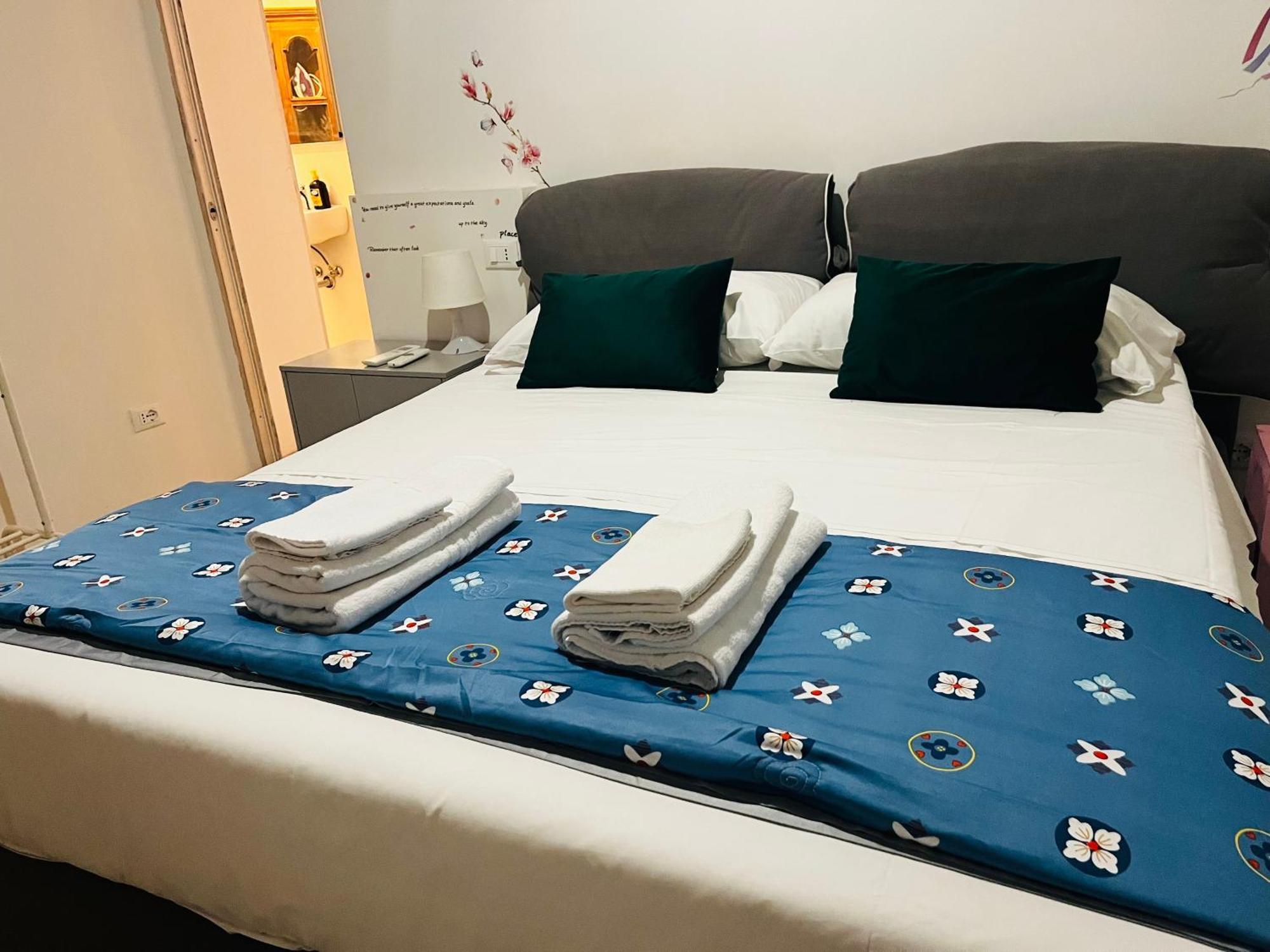 Sweet Life House Cavour Appartamento *